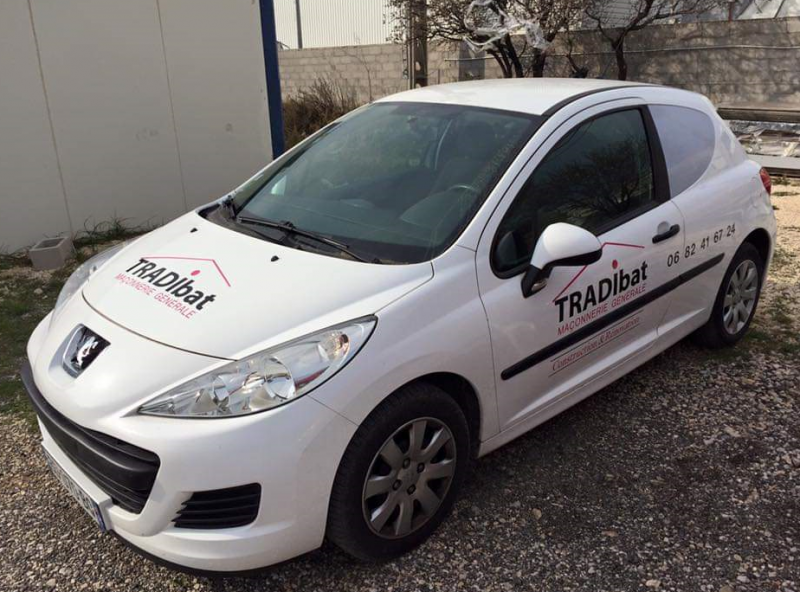 Semi covering de voitures commerciales pour Tradibat à Velaux 