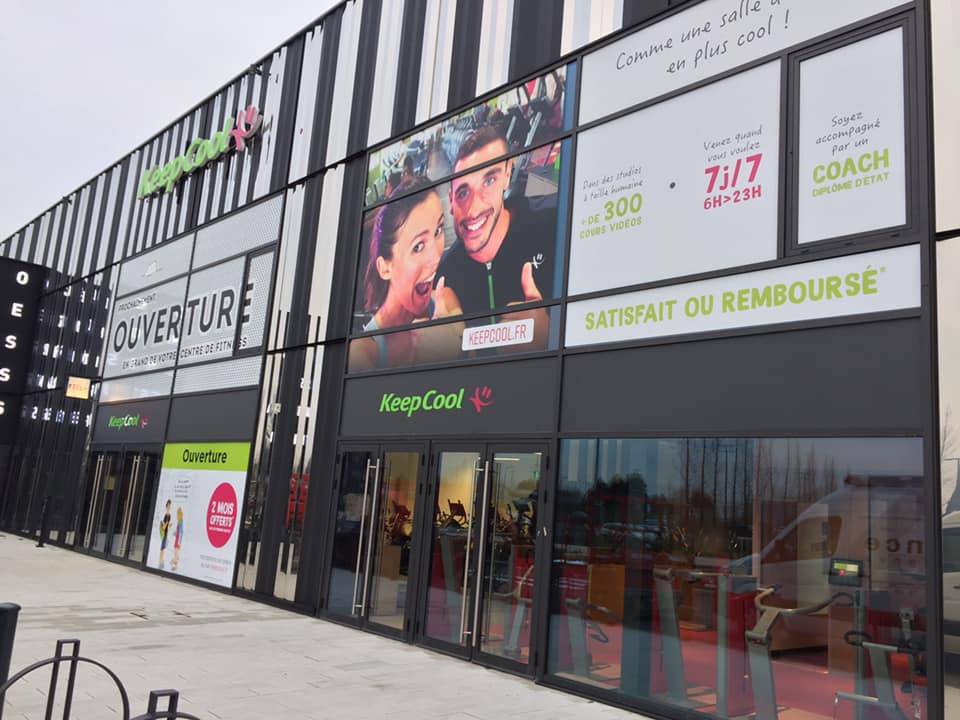 Habillage vitrine microperforé