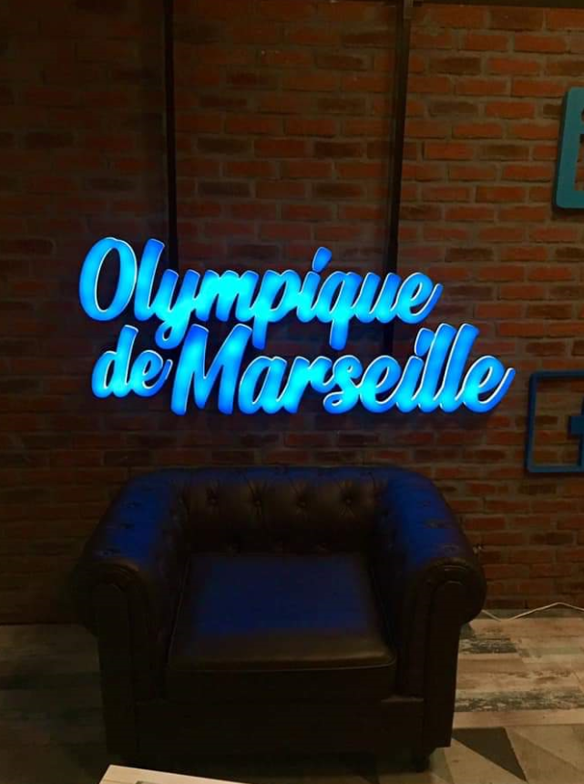 Enseigne lumineuse Marseille